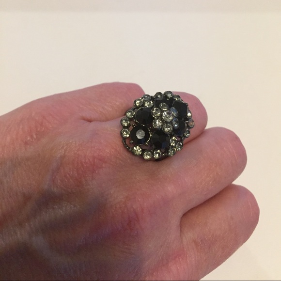 Fashion Jewelry Stone Cluster Cocktail Party Ring - Picture 2 of 5